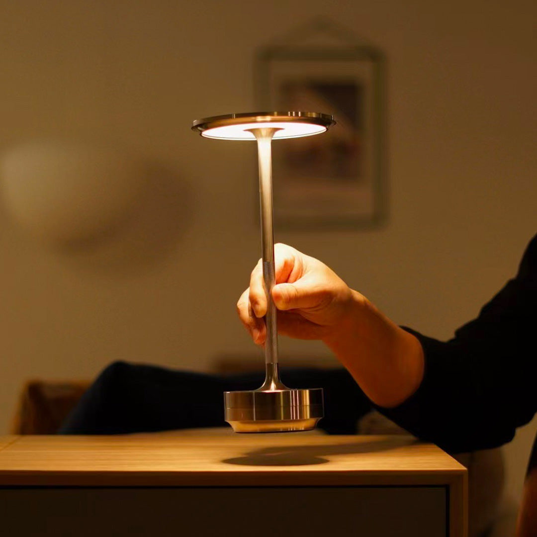 LumoTouch - bedien het licht met één simpele aanraking. Perfect voor elke kamer en elk moment."
